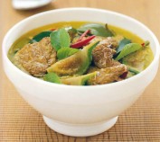 thai-green-curry-beef-popular-550x490